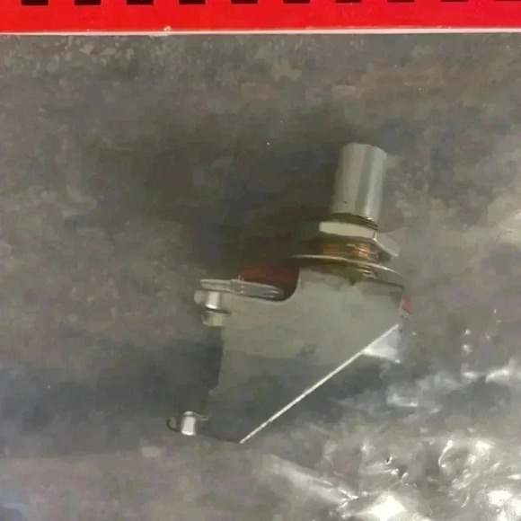 Fender 25K B Taper Potentiometer - Picture 4 of 6